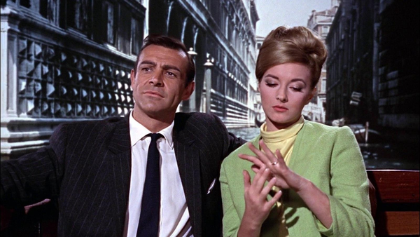 "Servicios no ofrecen ninguno"